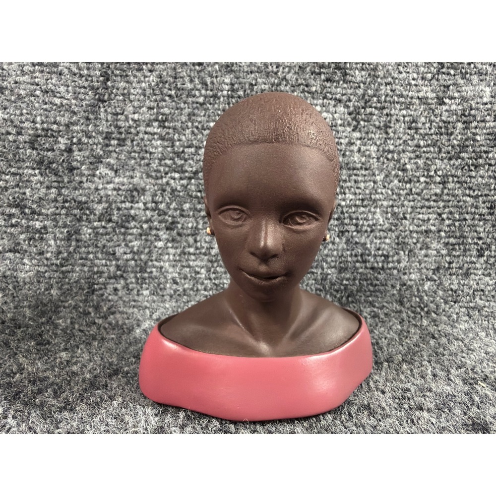 Rosebud of New York 2005 Rare Bust Figurine Pink Black Americana Collectible